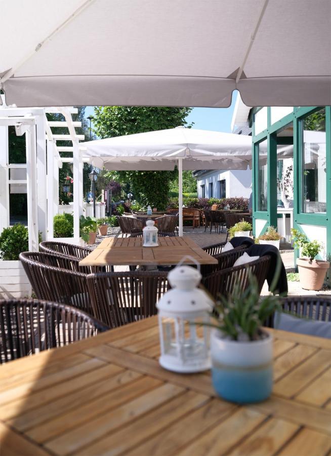Ferienwohnung Seestern Fuer 6 Personen Mit Kamin & Terrasse Boltenhagen  Exterior photo