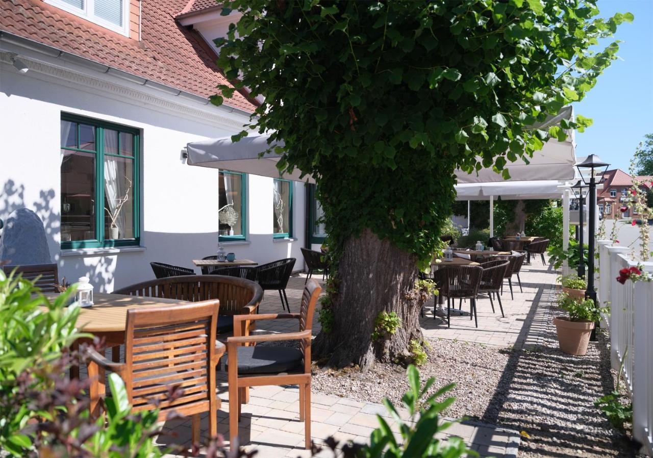 Ferienwohnung Seestern Fuer 6 Personen Mit Kamin & Terrasse Boltenhagen  Exterior photo